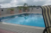 The Centrepoint Hotel - Pools