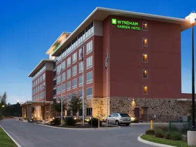 Wyndham Garden San Antonio Nea Hotels in San Antonio