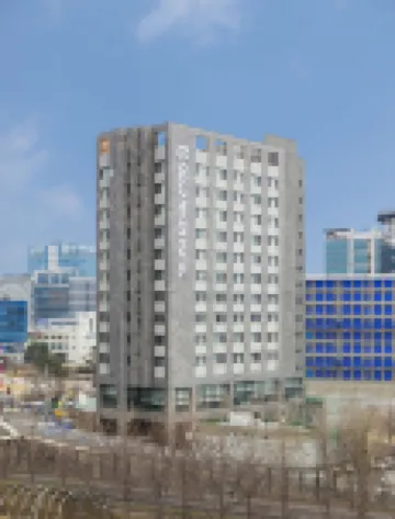 Gold River Hotel Hotels near Abraham Park Kenneth Vine Collection Museum