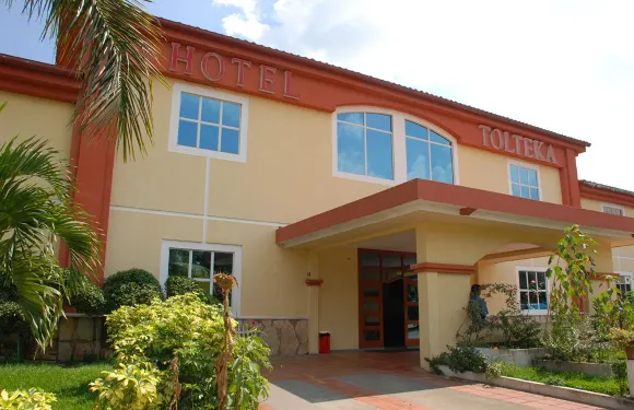 託爾特加廣場酒店