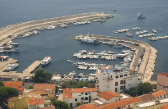 BUE Marino Hotel & Rooftop Bar