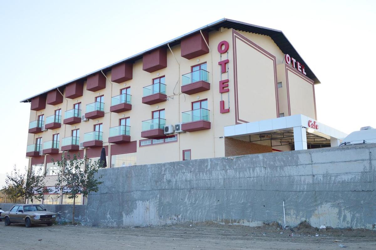 Tralles Hotel