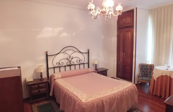 維森特里斯科酒店