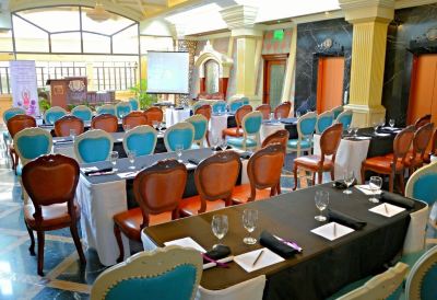 Restaurant The Luneta Hotel Manila Photo
