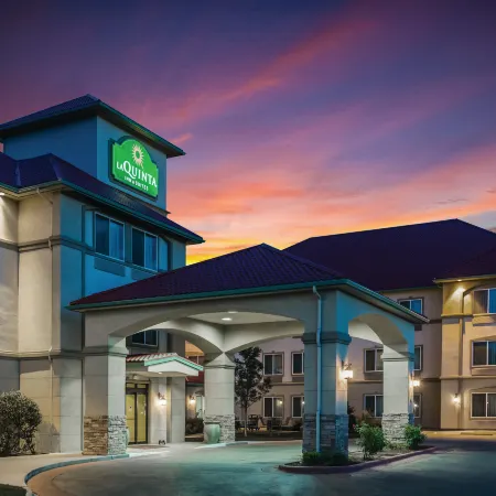La Quinta Inn & Suites by Wyndham Rifle