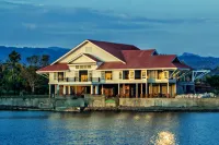 Las Casas Filipinas de Acuzar