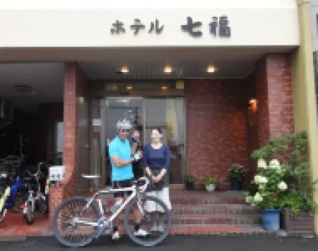ホテル七福