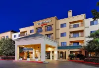 Courtyard Austin South Hotels in Austin