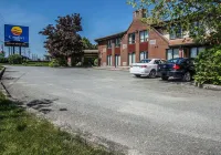 Comfort Inn Sherbrooke - Parking