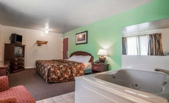 Ameri-Stay Inn & Suites