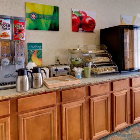 Quality Inn & Suites - Glen Rose