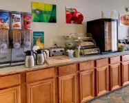 Quality Inn & Suites - Glen Rose - breakfast