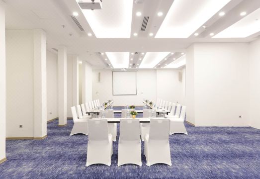 4. 윈덤 다낭 골든..