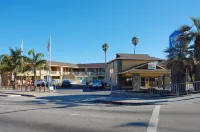 Torch Lite Inn at the Beach Boardwalk