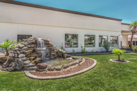 Econo Lodge St George North - Near Pioneer Park