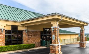 Quality Inn Branson on the Strip