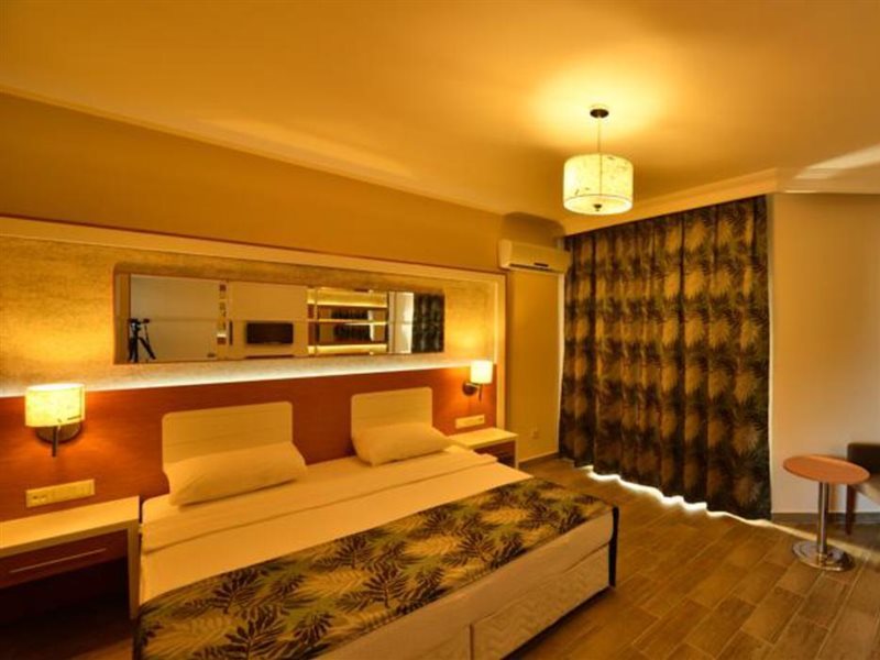 Kaila Beach Hotel - All Inclusive