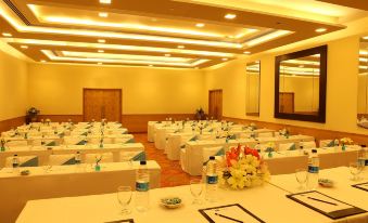 The Metropolitan Hotel & Spa New Delhi