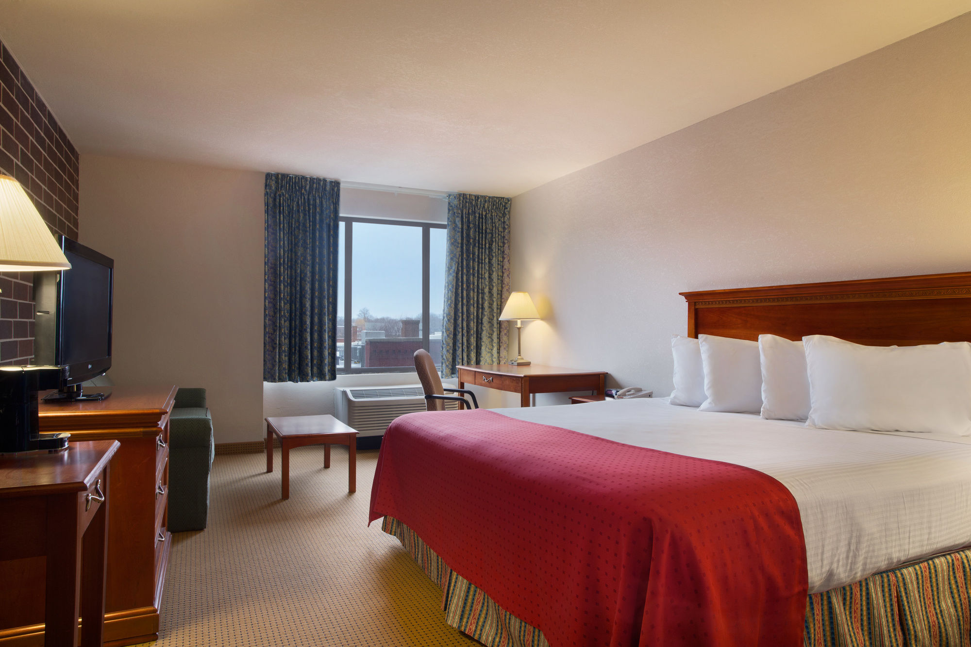 Best Western Plus Executive Residency Waterloo & Cedar Falls