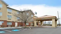 Holiday Inn Express & Suites Cincinnati-N/Sharonville