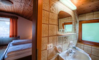 Hotel Ustaria Posta