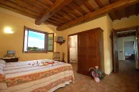 Antico Borgo Il Cardino Hotels in Castel San Gimignano