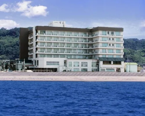 Hotel Mancho โรงแรมในซาโดะ