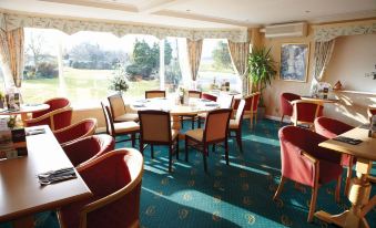 Best Western Charnwood Hotel