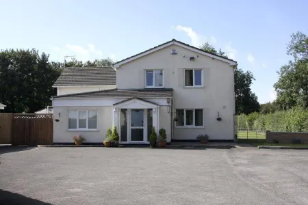 Broadwell Guest House Отели в г. Балолл Коммон