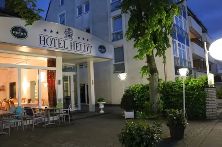 Hotel Heldt Отели в г. Лилиенталь