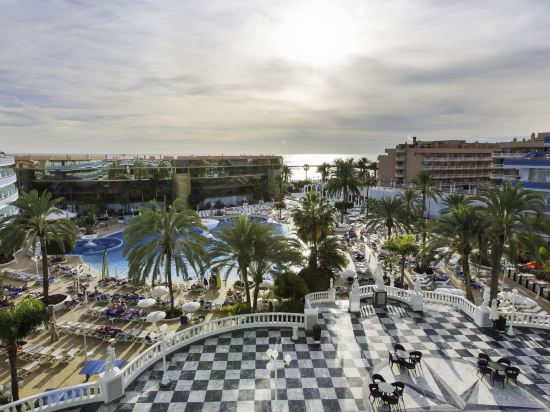 10 Best Hotels near Shopping Center Oasis, Playa de las Americas 2022 |  Trip.com