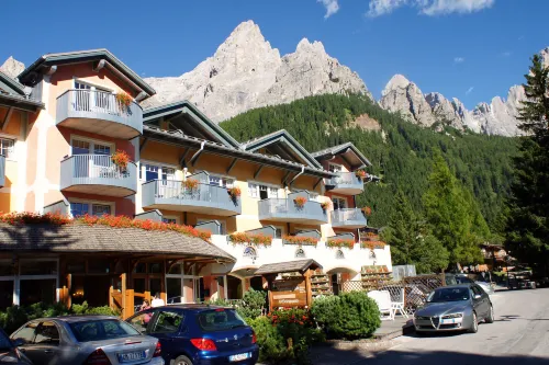 Sporting Clubresidence Hotels in Siror