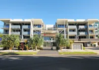 Ramada by Wyndham Hervey Bay Hotels in Urangan