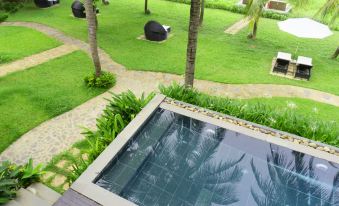 Vinh Hung Riverside Resort & Spa