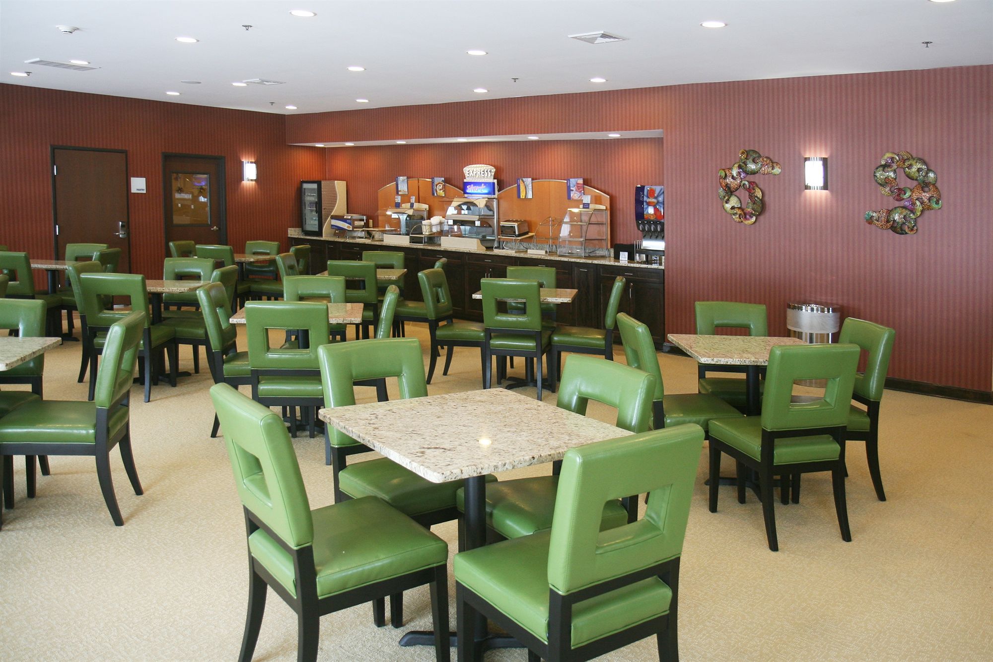 Holiday Inn Express Newington - Hartford, an Ihg Hotel