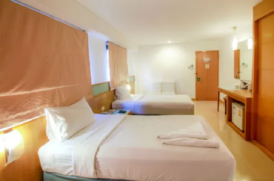 テン スターズ イン