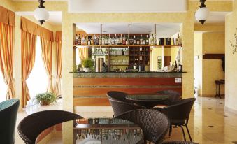 Hotel 2000 - Housity