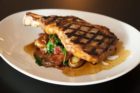 The Capitol Apartments Отели рядом с достопримечательностью «Cathedral Square»