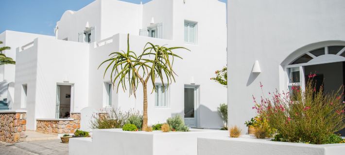 Makris Beach Hotel Hotels in Santorini