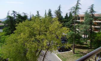 Uzes Appart Hotel Résidence le Mas des Oliviers