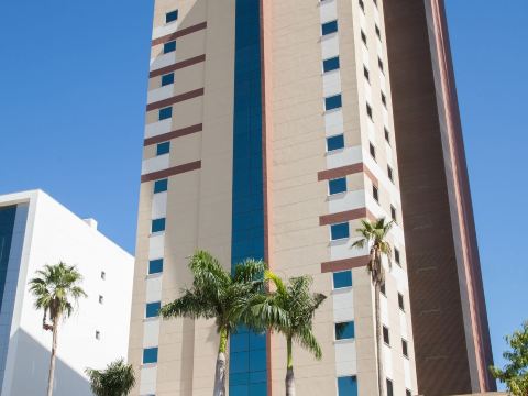 Delmond Hotel