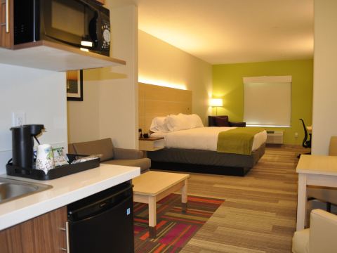 Holiday Inn Express & Suites Price