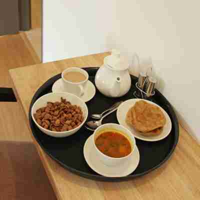 OYO Flagship 8393 Hotel Park Avenue Dining/Meeting Rooms