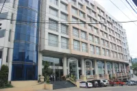 Hotel Supreme Convention Plaza Các khách sạn gần Buyagan Christian Fundamental Baptist Church
