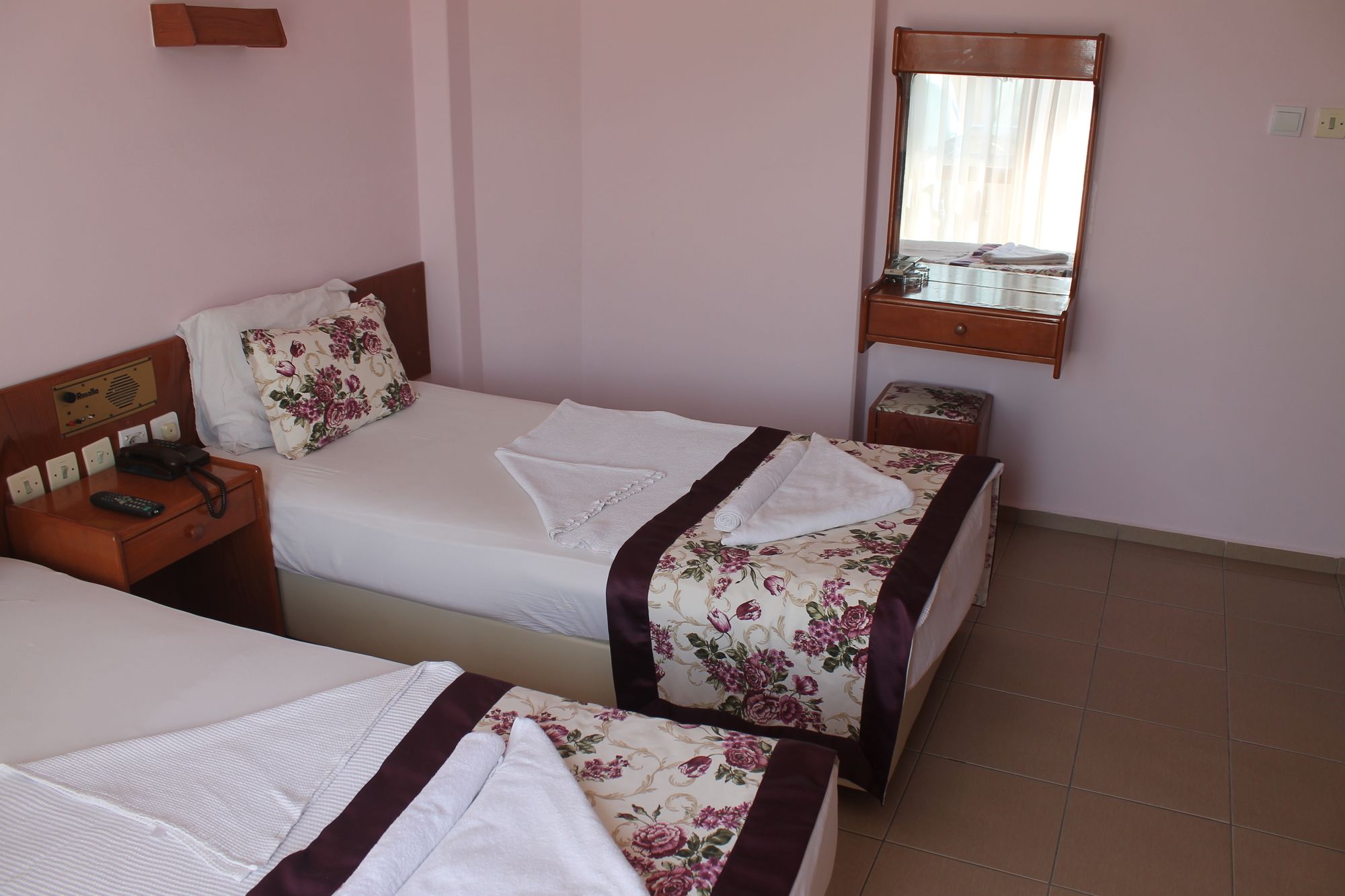 Rosella Hotels