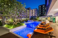 J Inspired Hotel Pattaya - Private Pools