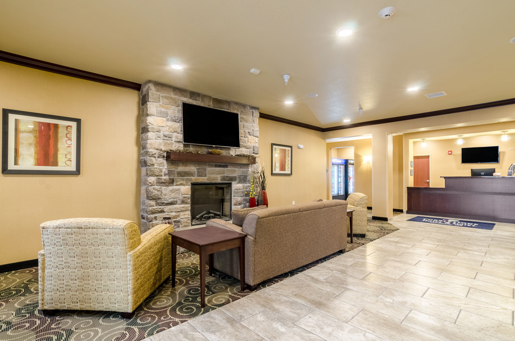 Cobblestone Hotel & Suites - McCook