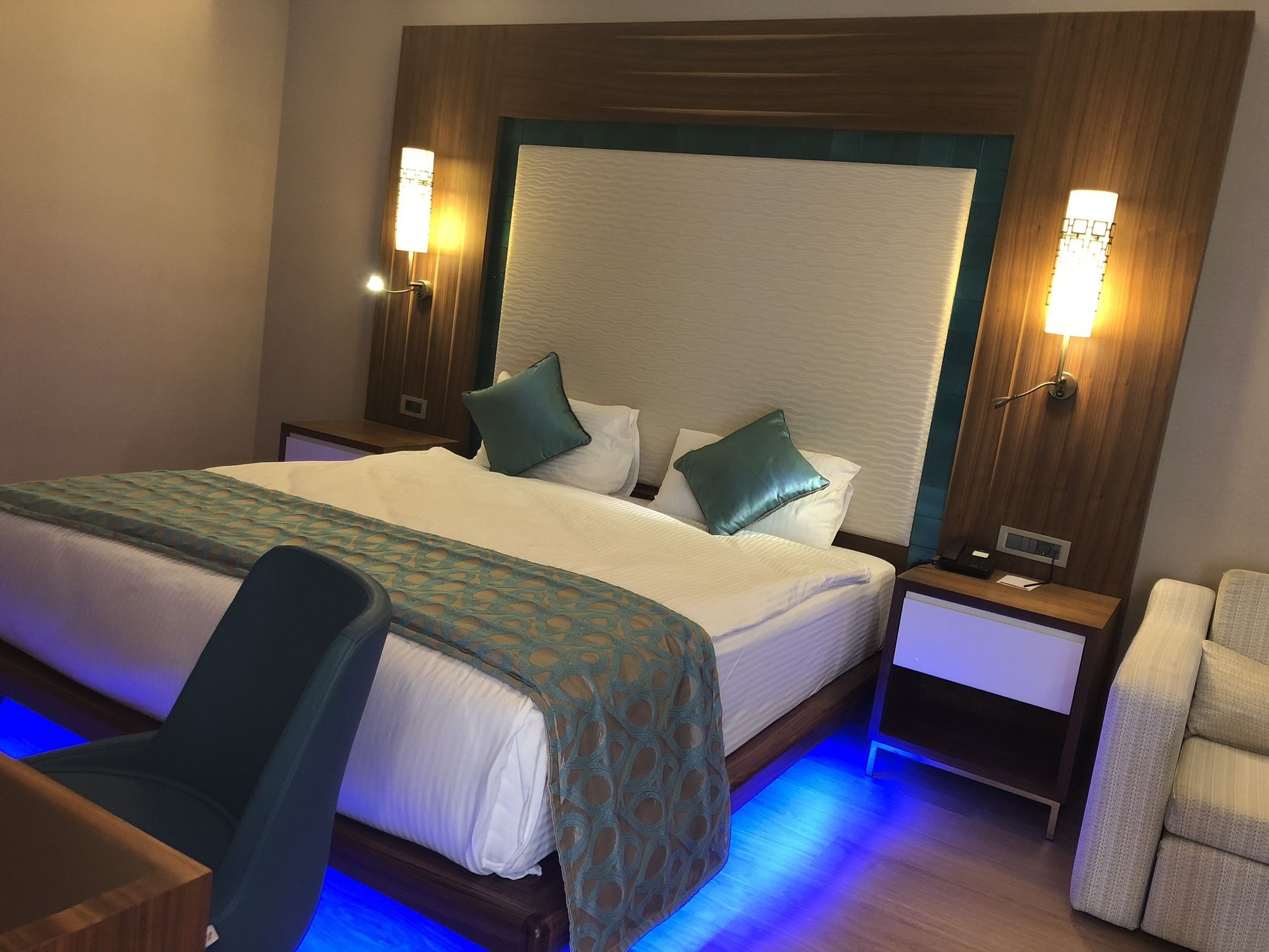 Ramada Hotel & Suites Kusadasi