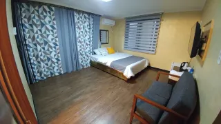 220k0u000000jg27wD711 R 320 180 R5 D
