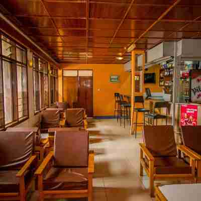 Meru Safari Hotel Dining/Meeting Rooms